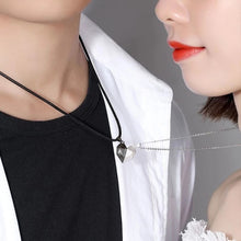 Load image into Gallery viewer, Couples Magnetic Heart Pendants (2Pcs)