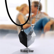 Load image into Gallery viewer, Couples Magnetic Heart Pendants (2Pcs)