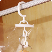 Load image into Gallery viewer, Hanging Vacuum Storage Bags