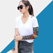 Load image into Gallery viewer, New Cooling Arm Warmer Unisex Quick Dry UV Protection Outdoor Cycling Arm Sleeves Fashion Tattoo Printed Sun-protective Sleeve
